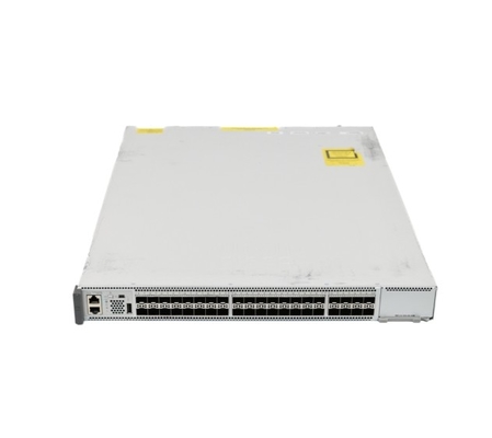 C9500-40X-A Cisco Switch Catalyst 9500 40 porte 10Gig switch, vantaggio di rete