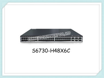 I porti del commutatore di rete di Huawei del CE S6730-H48X6C 48*10GE SFP+, 6*40GE/100GE QSFP28 ports