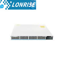 C9300 48UXM Un data center commuta Cisco Ethernet Switch switch Ethernet per rete ottica