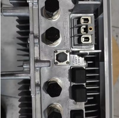 474800A (ARGA) Un modulo a radiofrequenza Nokia AirScale RFM 6T6R B1 utilizzato nelle stazioni base cellulari per le reti 4G LTE