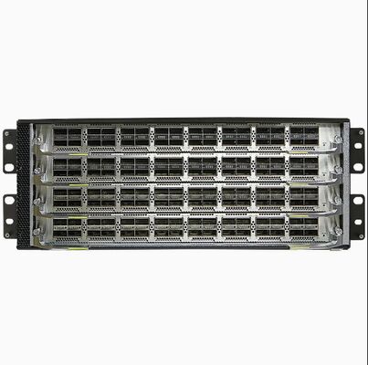 Huawei CloudEngine CE9865-4C Network Switch con 4 slot per subcard, capacità di commutazione di 25,6 Tbit/s e porte 128 x 100GE