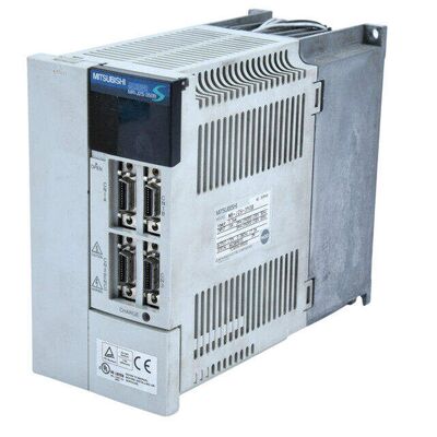 Servoazionamento CA MR-J2S-350B-S041U703 3,5 kW | Componente per l'automazione industriale Mitsubishi