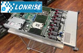 HPE DL360 Gen10 più il server dello scaffale di 8SFF Xeon-G 6334 (SSD 8c, 3.6GHz, 512GB, 2*480GB)