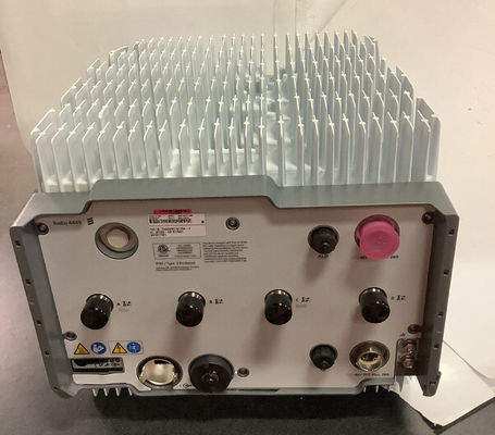 4428 B1 KRC161735/1 Ericsson RRU2100 Radio 4428 B1 KRC161735/1 Stazione base