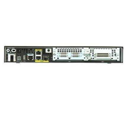 ISR4221-SEC/K9 Cisco ISR 4221 Router 2 porte WAN/LAN 1 porta SFP Multi Core CPU 2 NIM Security Bundle