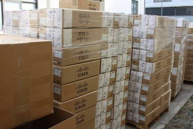 Cisco Switch WS-C2960S-48LPS-L 48 Port Poe Gigabit Ethernet Switch Cisco Network Switch offre 48 Power over Ethernet (PoE) Ethernet 10/100/1000 porte con 370W PoE alimentazione
