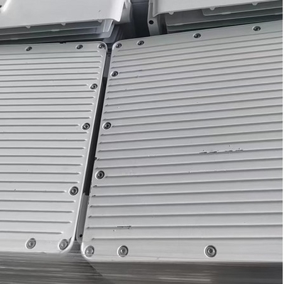 4418 B40TEricsson RRU 4418 B40T Dimensione interna 420mm*335mm*125mm Progettazione