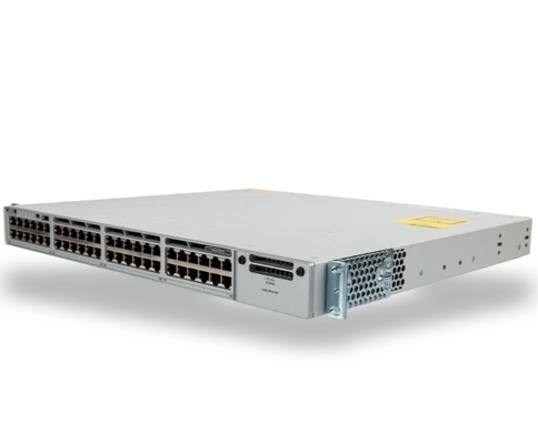 C9300-48U-A Cisco Catalyst 9300 48-Port Data 1G Rame con collegamenti modulari Uplinks UPOE Network Advantage