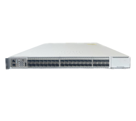 Switch Cisco Catalyst 9500 40 porte 10G C9500-40X-A con licenza NW Adv