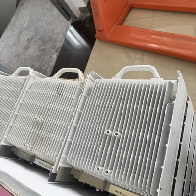 ERICSSON KRC 161 623/1 Radio 2219 B1 Ericsson Radio Unit Macro radio all'aperto per stazione base