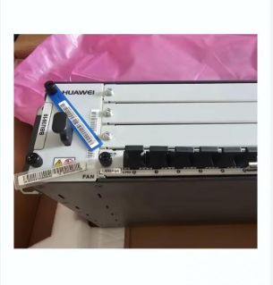 Huawei UBBPe4, un componente chiave per l'elaborazione dei segnali in banda base, in grado di supportare GSM-R ed ELTE per applicazioni ferroviarie.