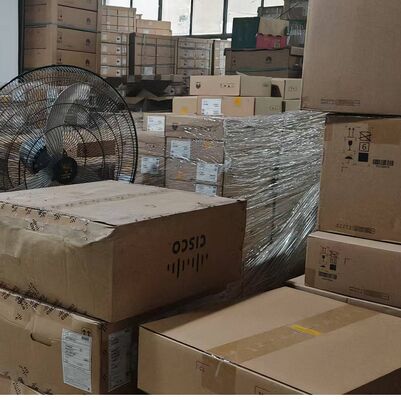 CE6860-SAN-F0, switch Huawei CE6800, alimentatore 48x25GE SFP28/8x100GE QSFP28/2xAC