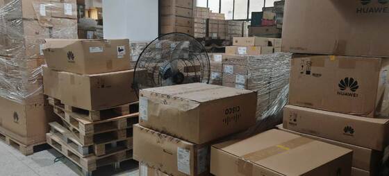 CE9866-128DQ-LC, switch Huawei CE9800, 128x400GE QSFP112/2x10GE SFP+/senza ventola e alimentatore