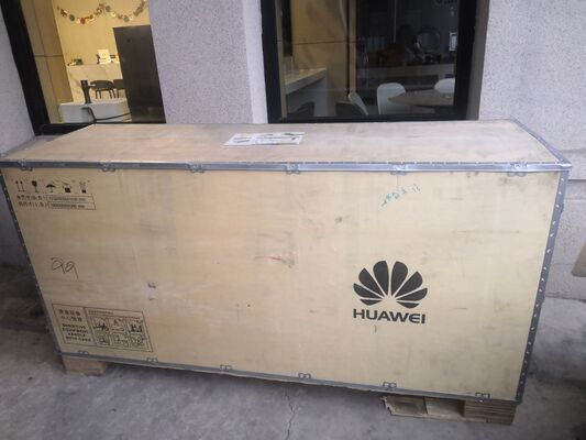 Router Huawei NE40E-X16A, CR5DMPUX8670 CR5DMPUX8673 CR5DSFUIU07B, capacità di commutazione 12,58 Tbps