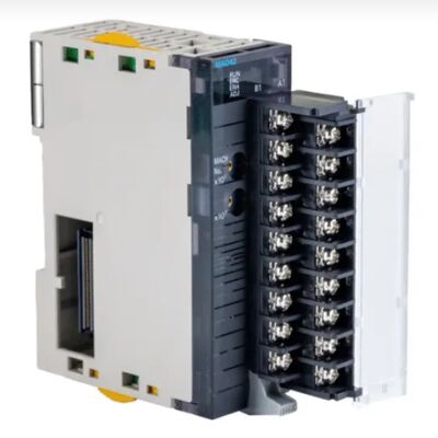 Modulo I/O analogico Omron CJ1W-MAD42 per PLC serie CJ