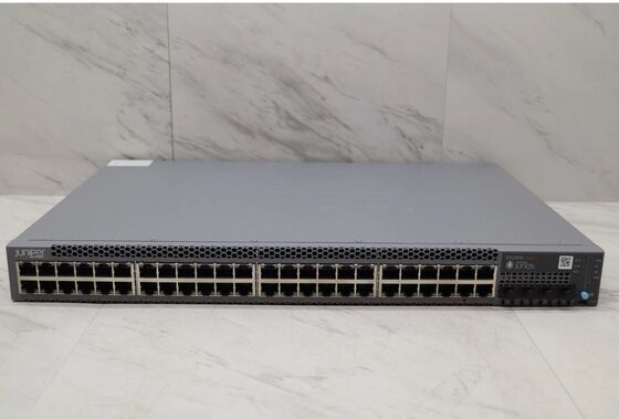 Juniper EX2300-48P 48-Port PoE+ Gigabit Switch, 4×10G SFP+ Uplink, 176Gbps, 130Mpps, 1RU gestito