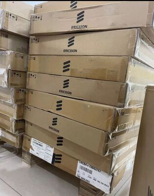 Ericsson Remote Radio Unit 2212 B7 KRC 161 628/1, 2600MHz 2T2R 2×80W RRU LTE per Stazioni Base di Reti Mobili 4G