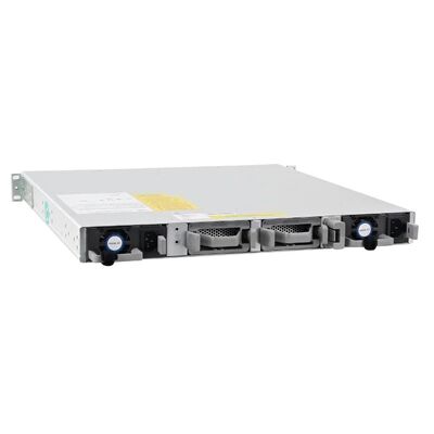 C9500-48Y4C-A, switch Cisco Catalyst 9500, 48 porte da 25 G/alte prestazioni/NW Adv. Licenza