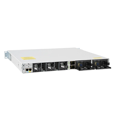 Switch Cisco C9300-24T-A Catalyst 9300 a 24 porte solo dati Network Advantage