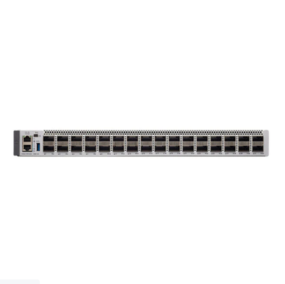 Switch aziendale Cisco C9500-32QC-E Catalyst 9500 a 32 porte 40G Core Switch Network Essentials